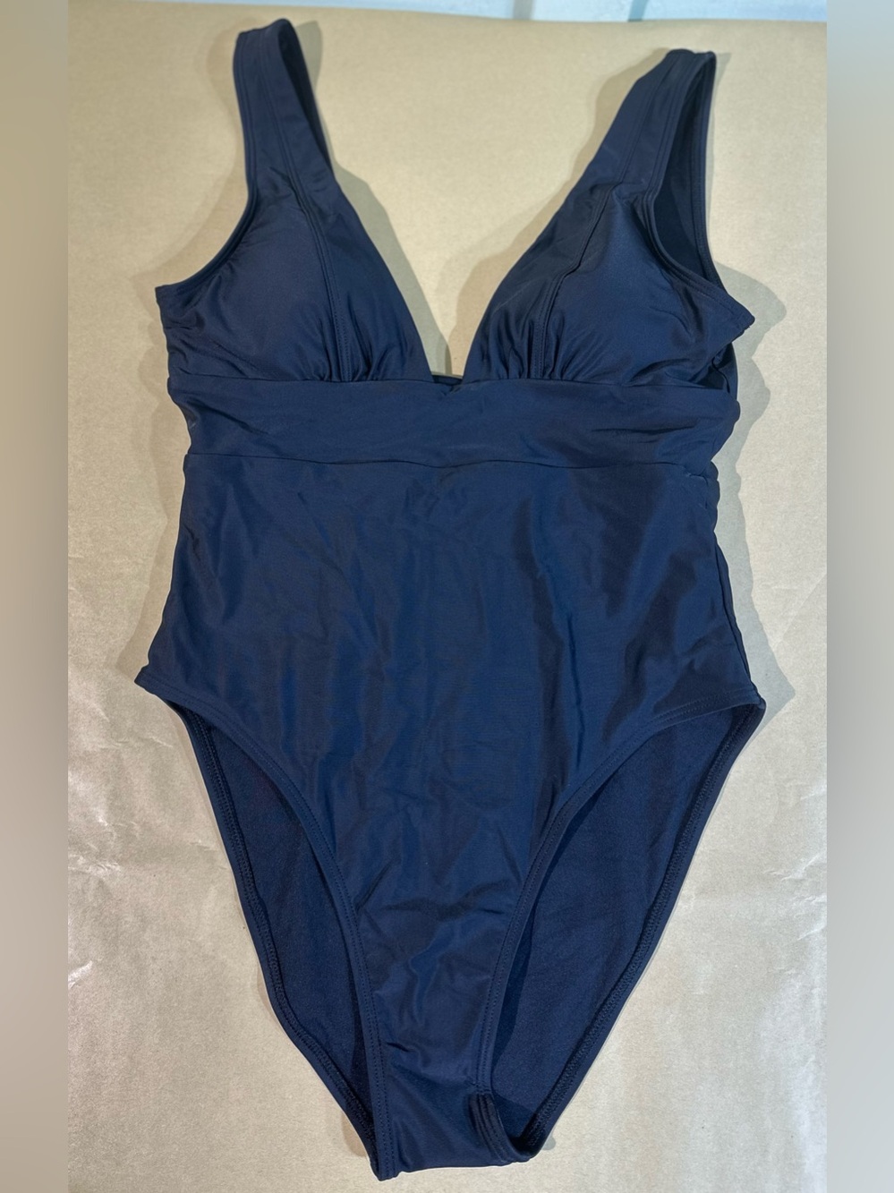 NWOT Quince Italian Plunge One-Piece Swimsuit black small